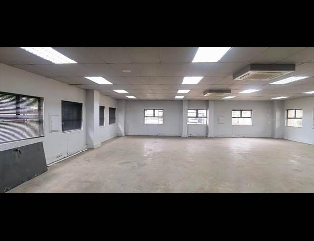 BUSINESS PROPERTY TO RENT IN ERASMUSKLOOF